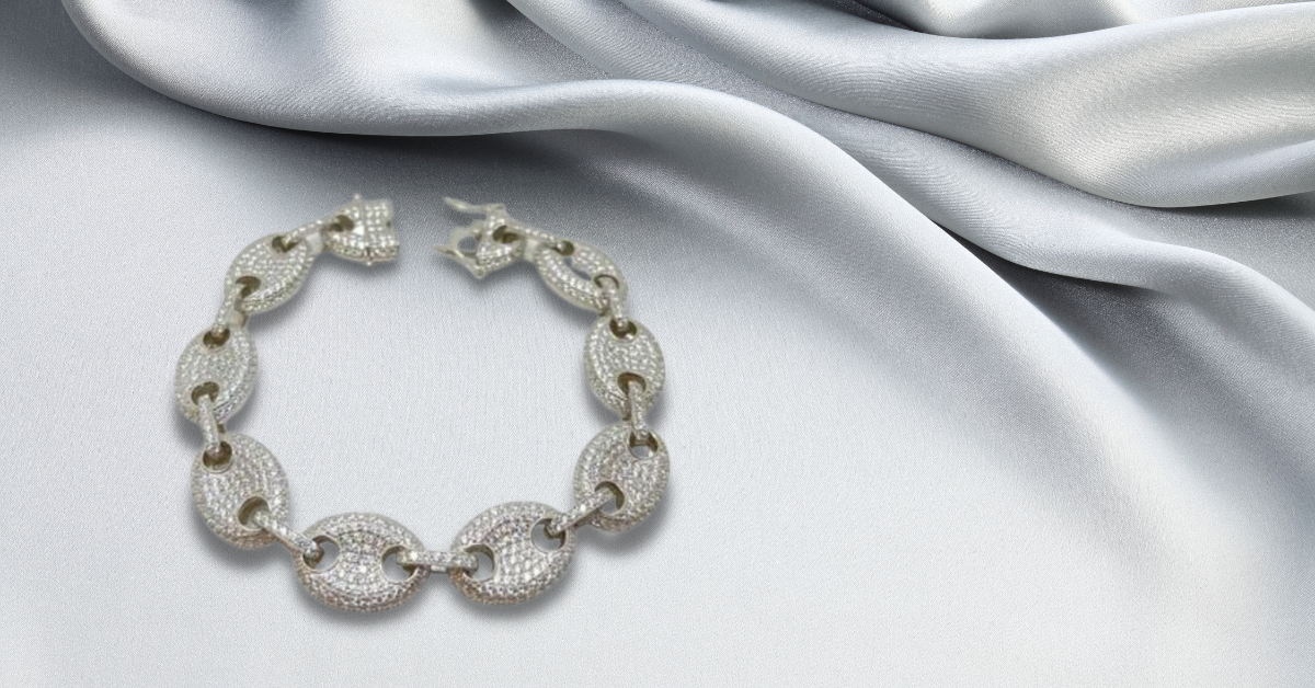 All About the New Gucci Link Bracelet Seven Rocks