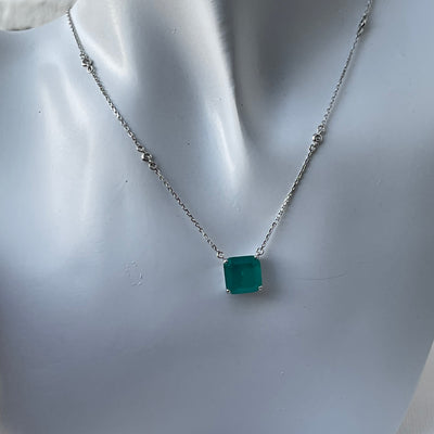 Emerald Elegant Necklace