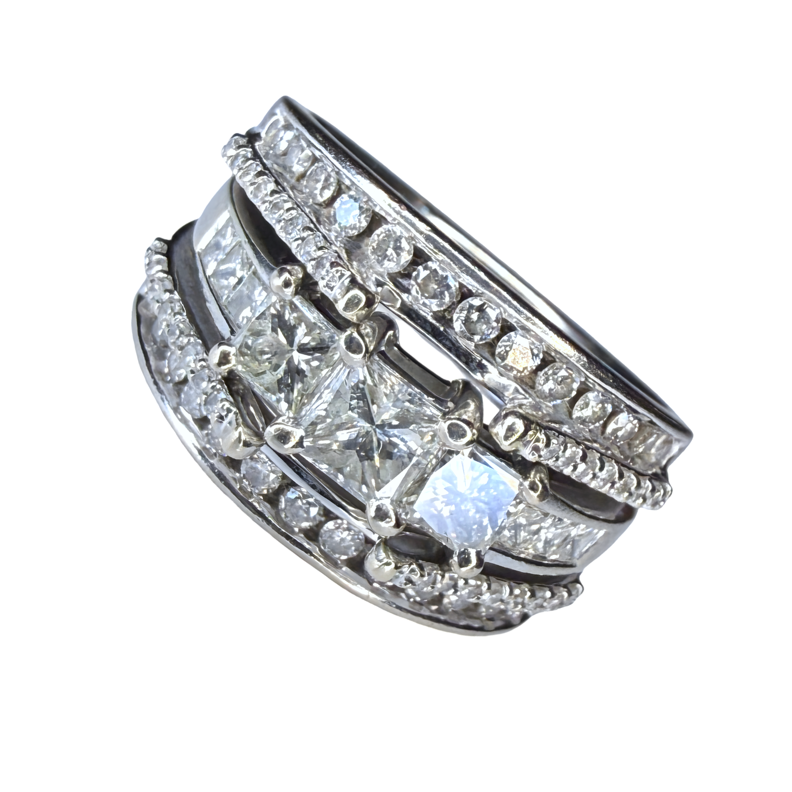 14 K white gold diamond ring
