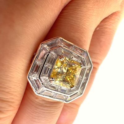 Graff intense yellow diamond ring