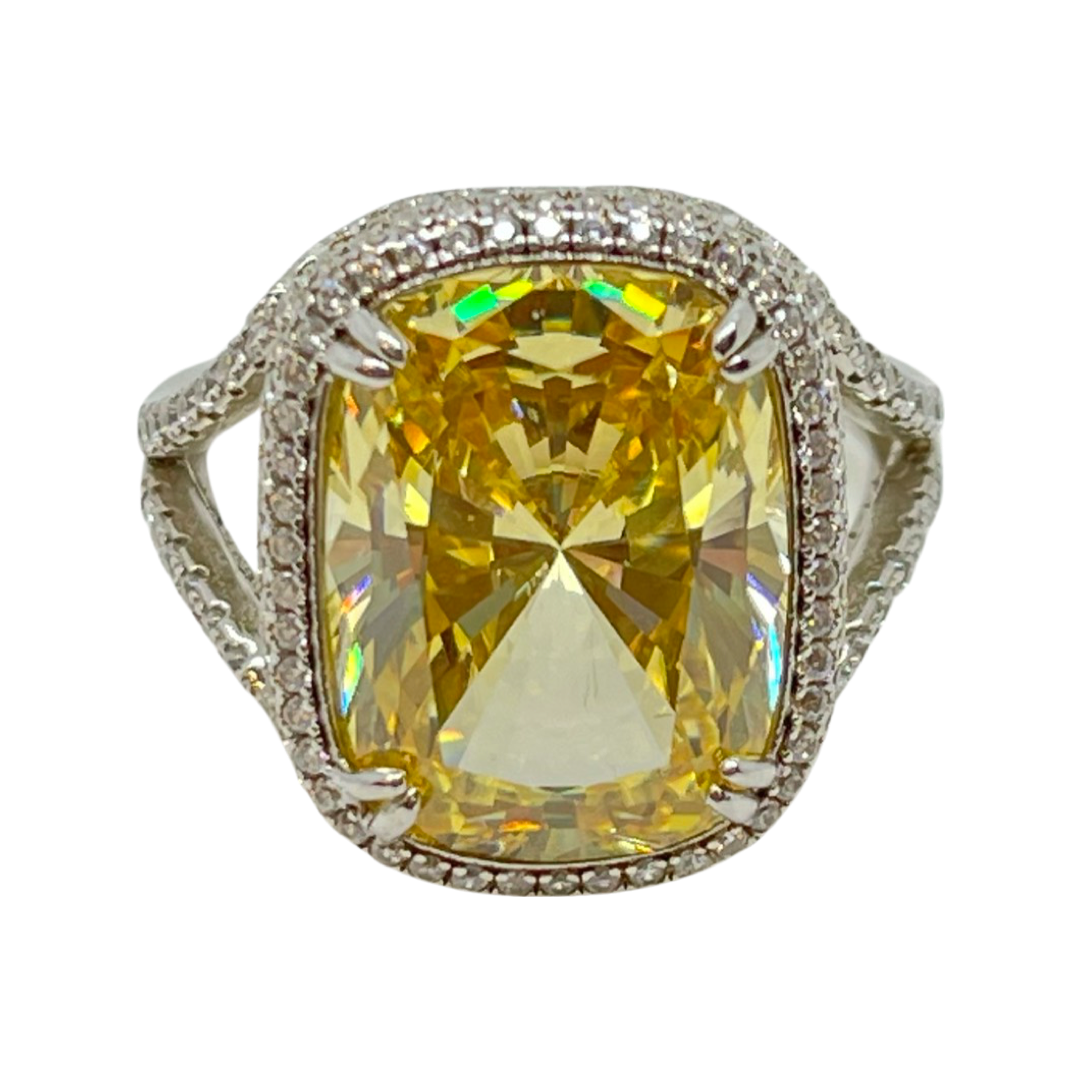 Luxury cocktail ring (White Gold)