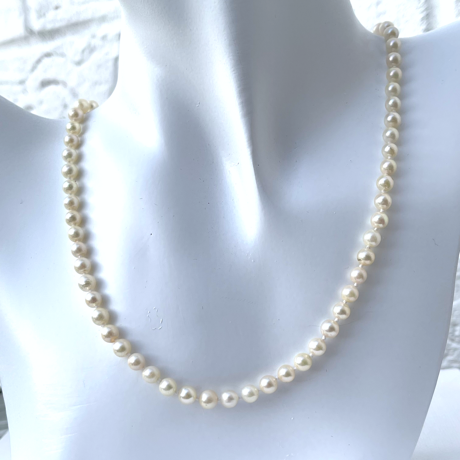 Pearl Necklace